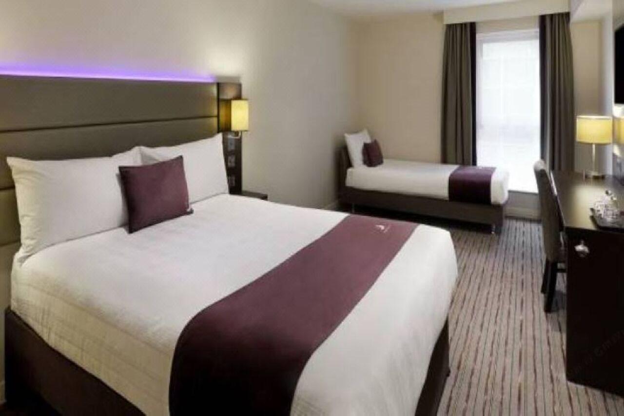 Premier Inn Jersey St Helier Saint Helier Jersey Buitenkant foto